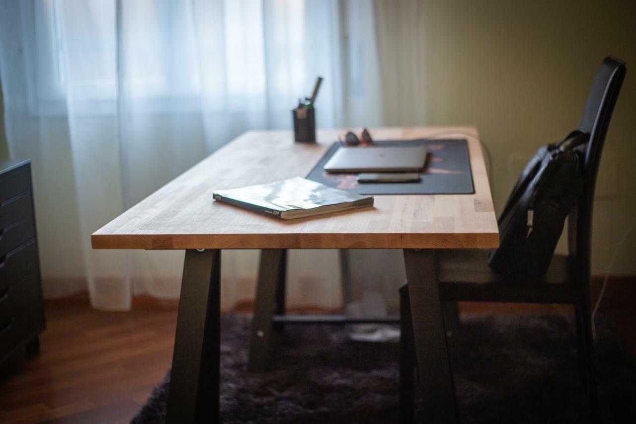Cinematic Modern Flat, 100 Mt Da Ospedale Apartment Ravenna Luaran gambar